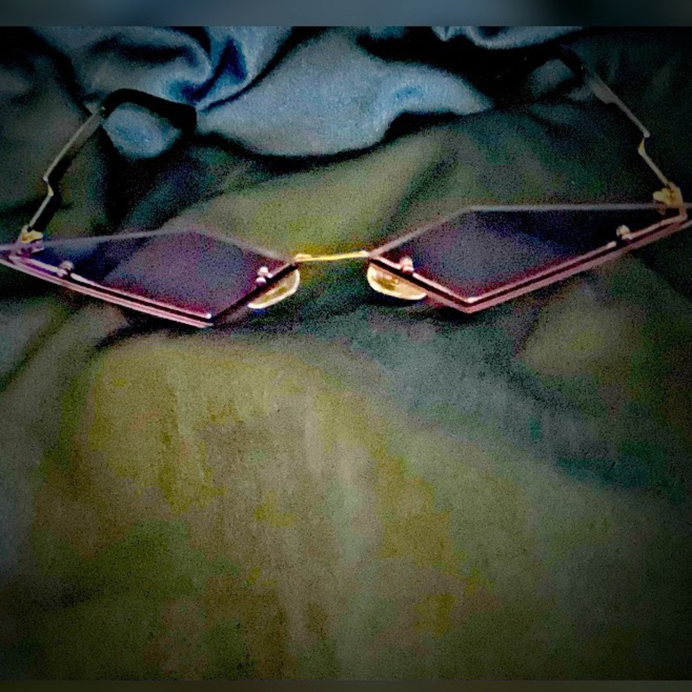 LAVENDER & GOLD SUNGLASSES